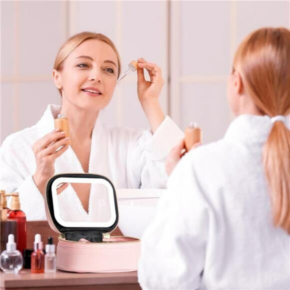 Small makeup bag with mirror and light travel cosmetic organizer toiletry case - Picture 2 of 7